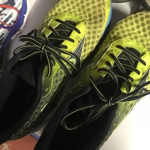 Mizuno Wave
